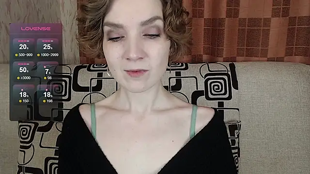 Snapshot of TinaWince chatting on February 20, 2026, 4:53 am TinaWince online show from February 20, 2026, 4:53 am