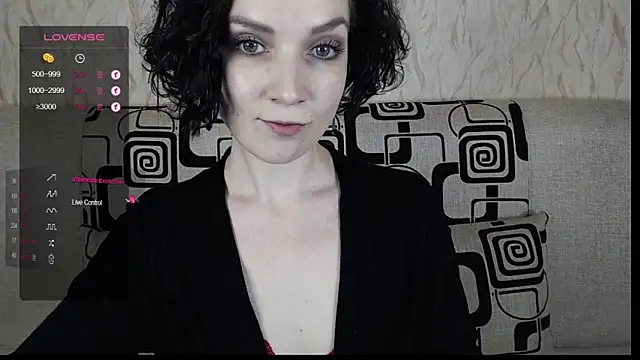 Snapshot of TinaWince chatting on February 13, 2025, 8:48 am TinaWince online show from February 13, 2025, 8:48 am