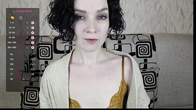 Snapshot of TinaWince chatting on February 12, 2025, 5:37 am TinaWince online show from February 12, 2025, 5:37 am