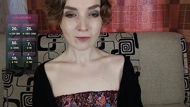 TinaWince online show from April 19, 2026, 5:08 am