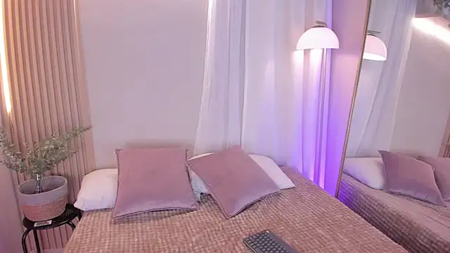 Snapshot of mara_brooks chatting on January 7, 2026, 9:53 pm mara brooks online show from January 7, 2026, 9:53 pm