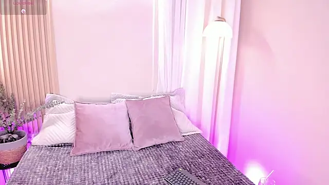 Snapshot of mara_brooks chatting on November 13, 2025, 8:46 pm mara brooks online show from November 13, 2025, 8:46 pm