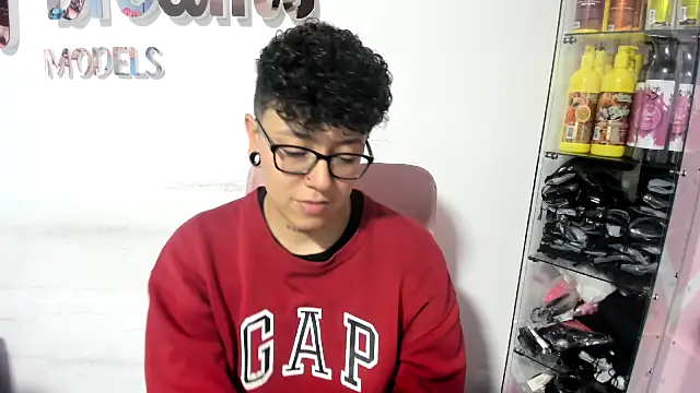 alex noa online show from April 7, 2026, 4:36 am