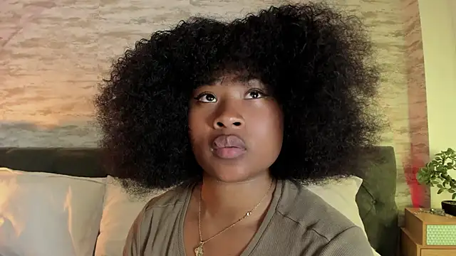 Anneth  M online show from October 8, 2025, 7:36 pm