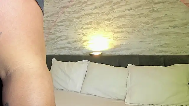 Anneth  M online show from September 19, 2025, 7:51 pm