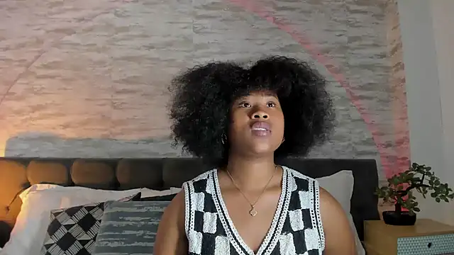 Anneth  M online show from November 22, 2025, 7:46 pm