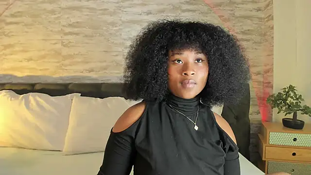 Anneth  M online show from September 12, 2025, 8:08 pm