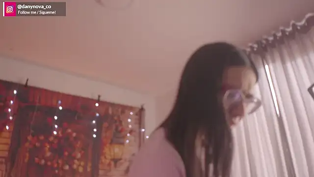 DanyNova Co online show from November 23, 2025, 9:14 pm