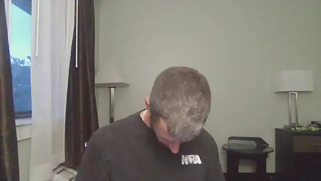 HungStud4You online show from September 20, 2025, 11:43 pm