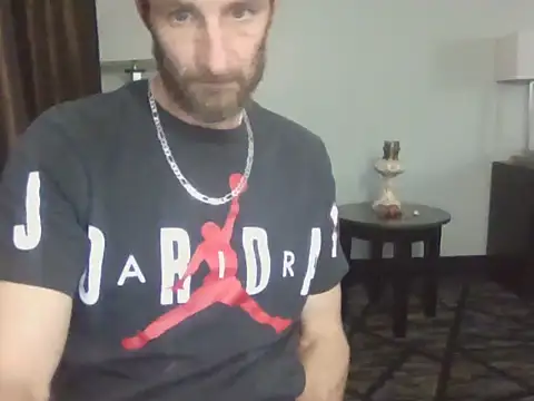 HungStud4You online show from November 6, 2025, 4:49 am