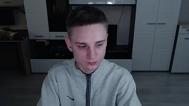 angryzan online show from October 29, 2025, 6:12 am