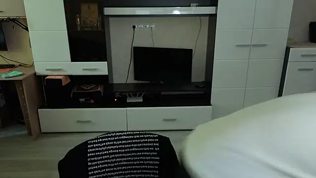 Snapshot of angryzan chatting on March 2, 2026, 8:10 am angryzan online show from March 2, 2026, 8:10 am