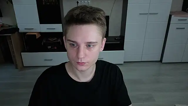 Snapshot of angryzan chatting on December 1, 2025, 5:41 am angryzan online show from December 1, 2025, 5:41 am