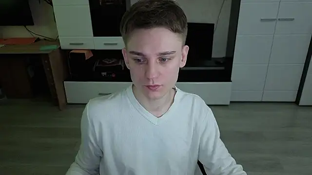 Snapshot of angryzan chatting on February 6, 2026, 5:03 am angryzan online show from February 6, 2026, 5:03 am