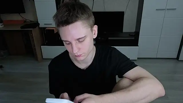 Snapshot of angryzan chatting on December 2, 2025, 8:05 am angryzan online show from December 2, 2025, 8:05 am