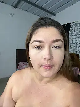 Snapshot of Sofia_Queen17 chatting on February 27, 2026, 10:48 am Sofia Queen17 online show from February 27, 2026, 10:48 am