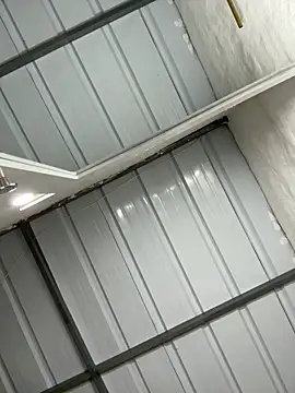 Snapshot of Sofia_Queen17 chatting on December 14, 2025, 10:10 am Sofia Queen17 online show from December 14, 2025, 10:10 am