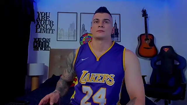 seancarreraa online show from February 6, 2026, 12:17 am