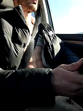 Snapshot of Zeefy chatting on March 20, 2025, 2:21 pm Zeefy online show from March 20, 2025, 2:21 pm