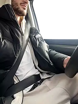 Snapshot of Zeefy chatting on February 15, 2025, 9:16 am Zeefy online show from February 15, 2025, 9:16 am