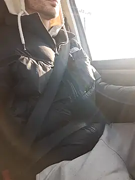 Snapshot of Zeefy chatting on February 21, 2025, 8:07 am Zeefy online show from February 21, 2025, 8:07 am