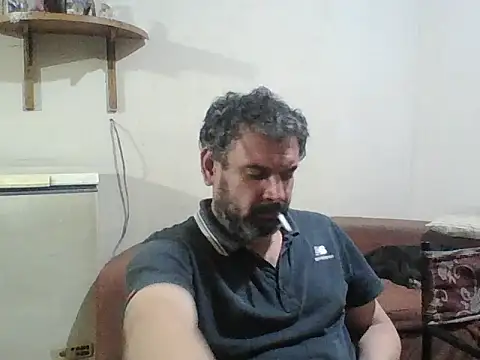 Rodrigo happy online show from October 25, 2025, 3:38 am