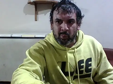 Snapshot of Rodrigo_happy chatting on September 10, 2025, 2:43 am Rodrigo happy online show from September 10, 2025, 2:43 am