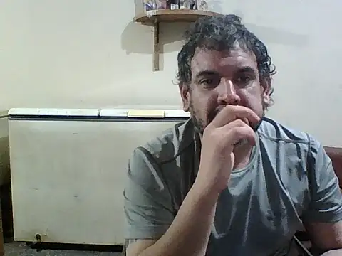 Snapshot of Rodrigo_happy chatting on September 14, 2025, 4:35 am Rodrigo happy online show from September 14, 2025, 4:35 am