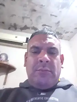 Snapshot of Rodrigo_happy chatting on June 22, 2026, 6:43 am Rodrigo happy online show from June 22, 2026, 6:43 am