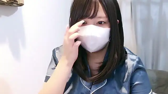 Snapshot of YUTSU_KI chatting on July 8, 2026, 3:56 pm YUTSU KI online show from July 8, 2026, 3:56 pm
