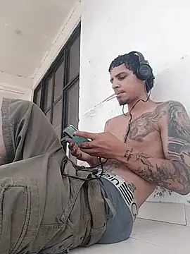 Tattohott online show from March 19, 2025, 4:24 pm