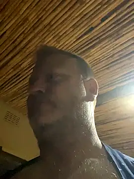 Snapshot of sexycouple109 chatting on October 31, 2025, 7:43 pm sexycouple109 online show from October 31, 2025, 7:43 pm