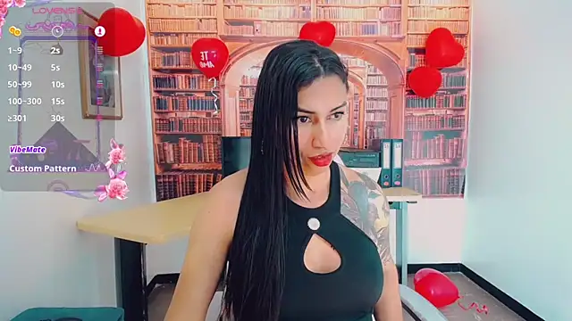 khiara moretti online show from February 17, 2025, 10:49 pm