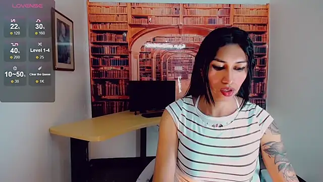 khiara moretti online show from February 25, 2025, 7:38 pm