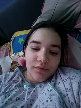 LunaGrey21 online show from January 8, 2025, 3:17 pm