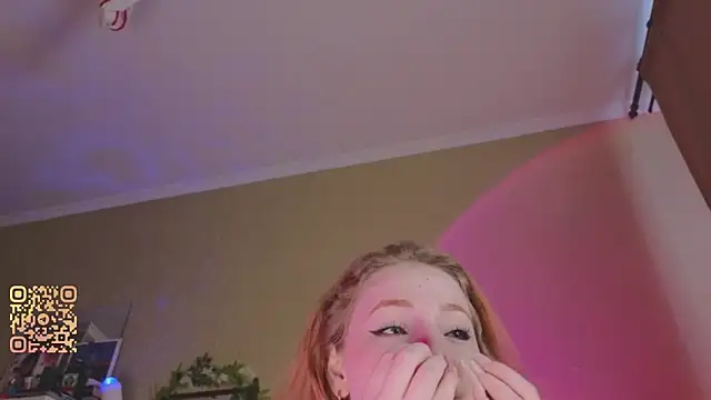 Snapshot of Miss_Ida_ chatting on June 24, 2026, 2:37 pm Miss Ida online show from June 24, 2026, 2:37 pm