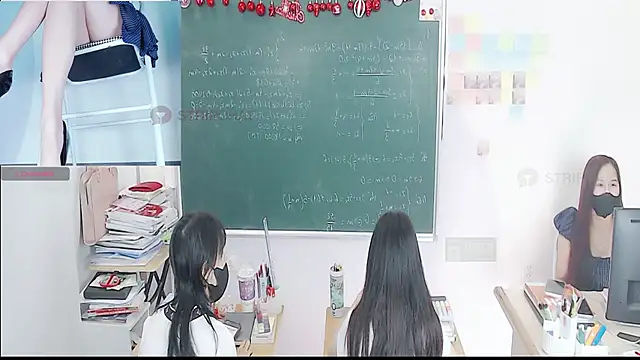  Math  online show from December 17, 2025, 11:26 am