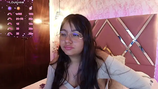 Miaa Smiith1 online show from February 15, 2025, 12:11 pm