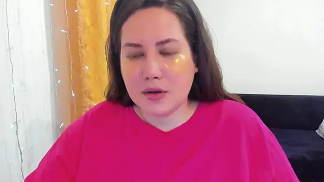  madalexa  online show from March 12, 2026, 4:44 pm