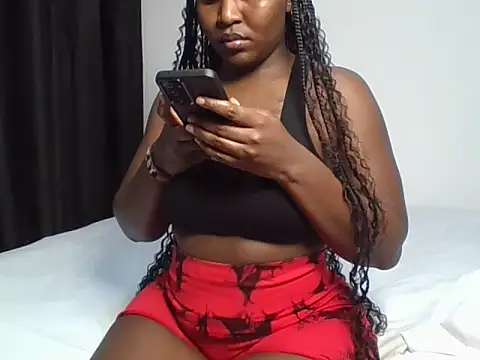 Snapshot of sweetbebby chatting on June 17, 2026, 7:52 am sweetbebby online show from June 17, 2026, 7:52 am
