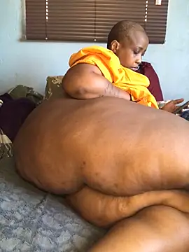 Snapshot of sotho_ssbbw chatting on June 10, 2026, 12:28 pm sotho ssbbw online show from June 10, 2026, 12:28 pm