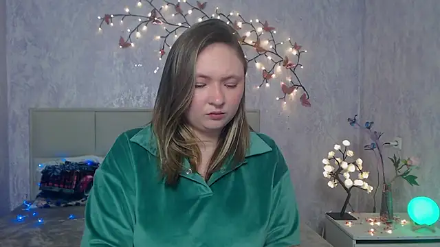 SallyVerda online show from March 29, 2026, 5:47 pm