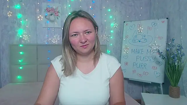 SallyVerda online show from October 9, 2025, 5:57 pm