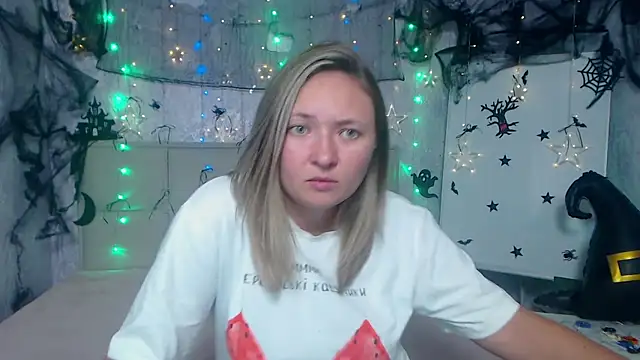 SallyVerda online show from October 16, 2025, 6:16 pm