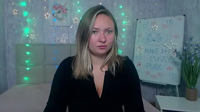 SallyVerda online show from October 7, 2025, 5:36 pm