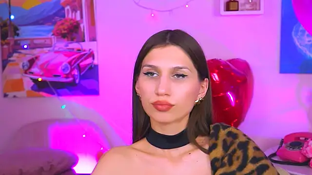 Snapshot of MollyPerry chatting on February 26, 2025, 10:26 pm MollyPerry online show from February 26, 2025, 10:26 pm