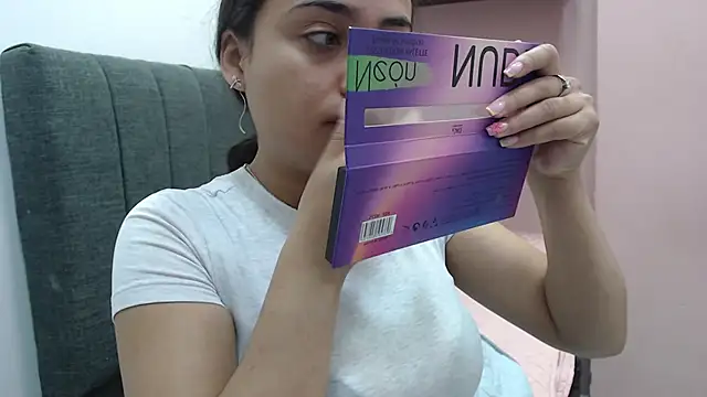 kate stam online show from October 21, 2025, 1:43 pm