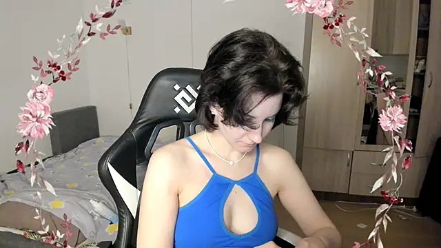 Bridget fitness online show from March 12, 2025, 4:35 pm