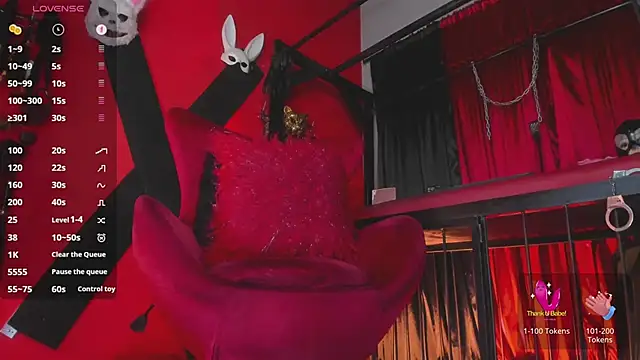 MistressAndre online show from April 17, 2026, 8:44 pm