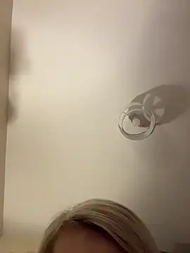 xxcurvyjessiexx online show from November 19, 2025, 8:31 pm